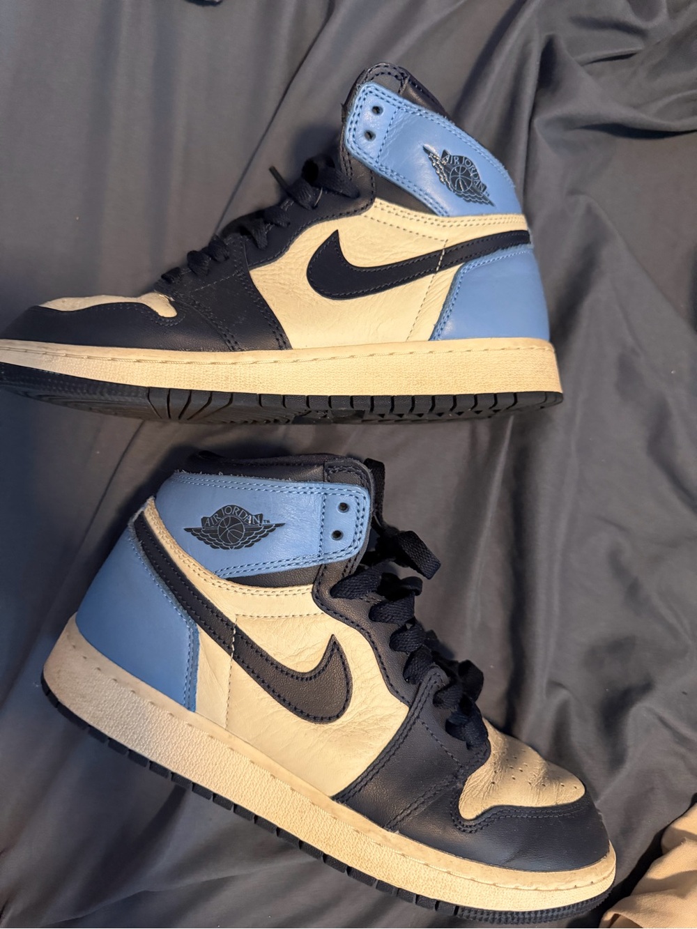 Jordan 1 retro high obsidian